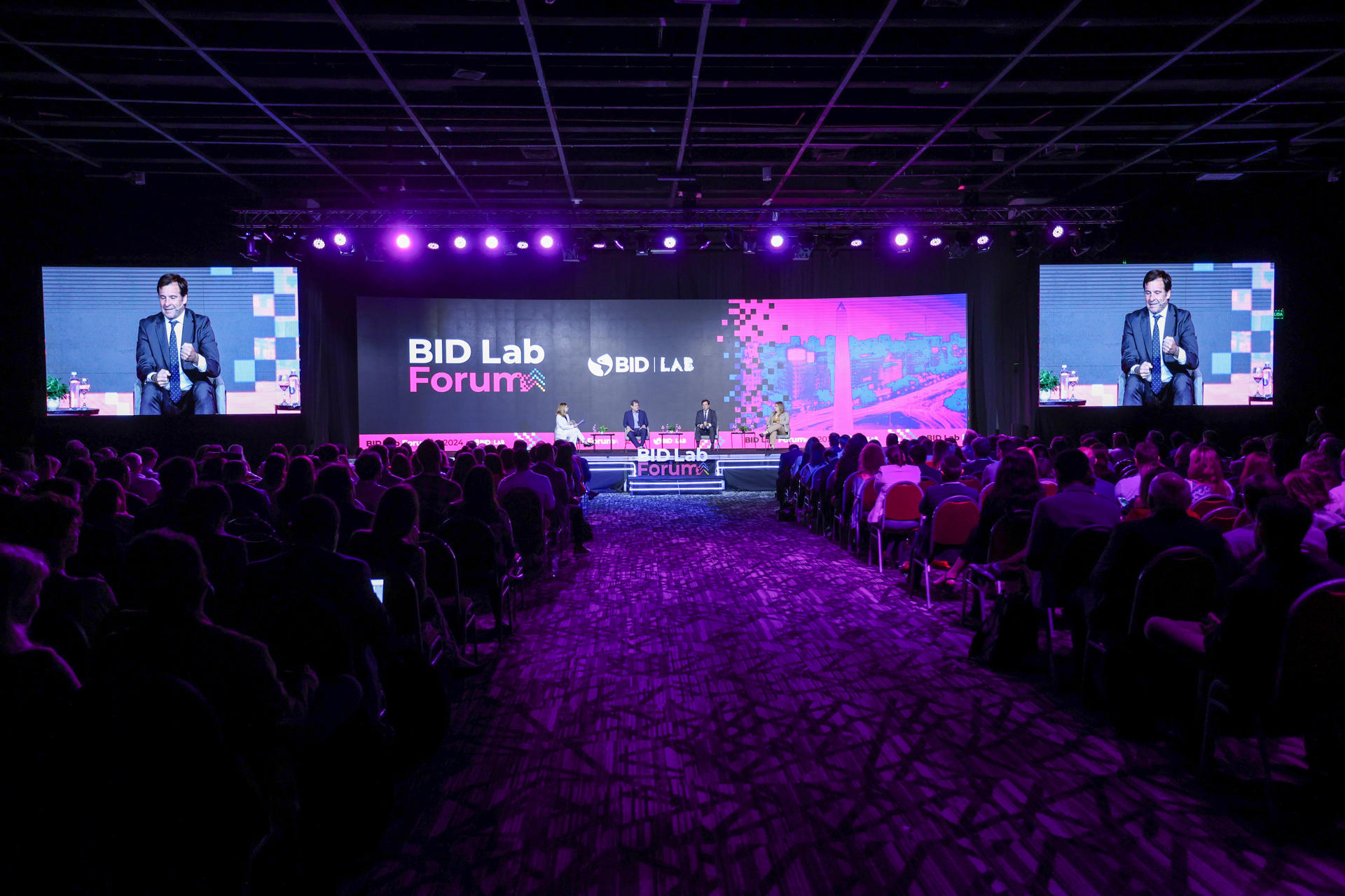 Foro BID Lab propone que Latinoamérica sea un ‘escenario de pruebas’ para la IA