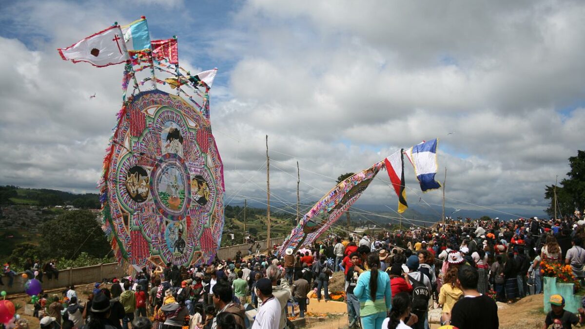 Barriletes Gigantes de Sumpango y Santiago, Sacatepéquez, excelente opción para el 1 de noviembre