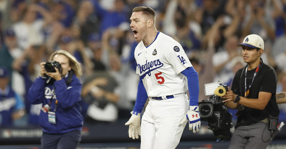 En imágenes: Freddie Freeman neutraliza a los Yankees con grand slam en la Serie Mundial