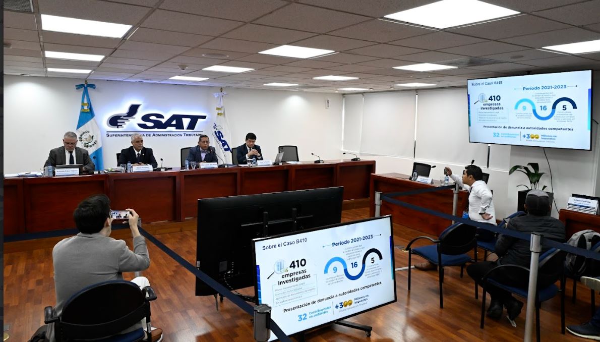 Conferencia de prensa SAT