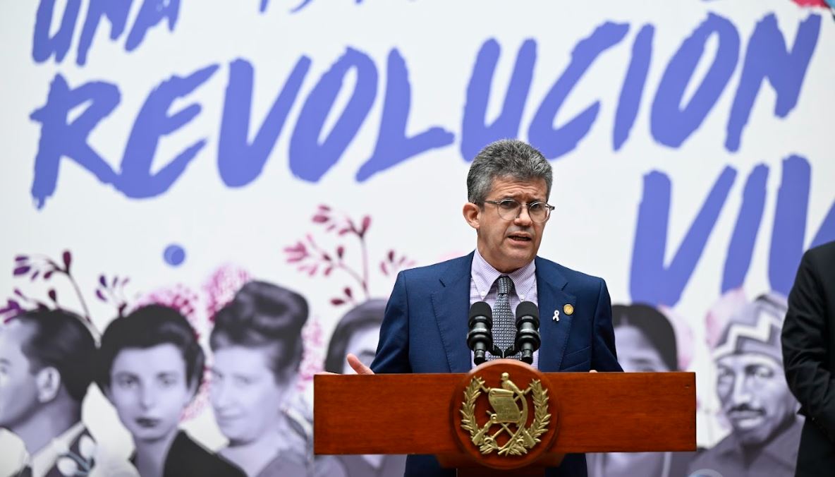Ministro de Salud: El diagnóstico temprano es vital para prevenir y reducir el cáncer de mama