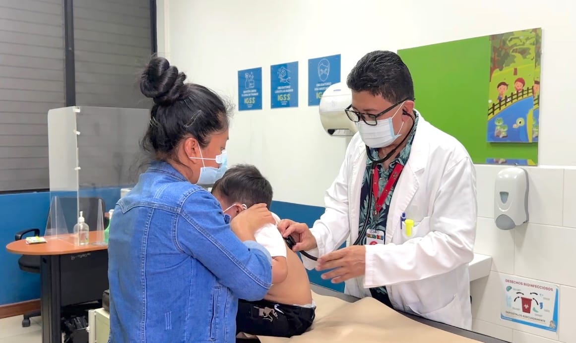 IGSS conmemora el Día del Pediatra y rinde homenaje a los profesionales de esa institución