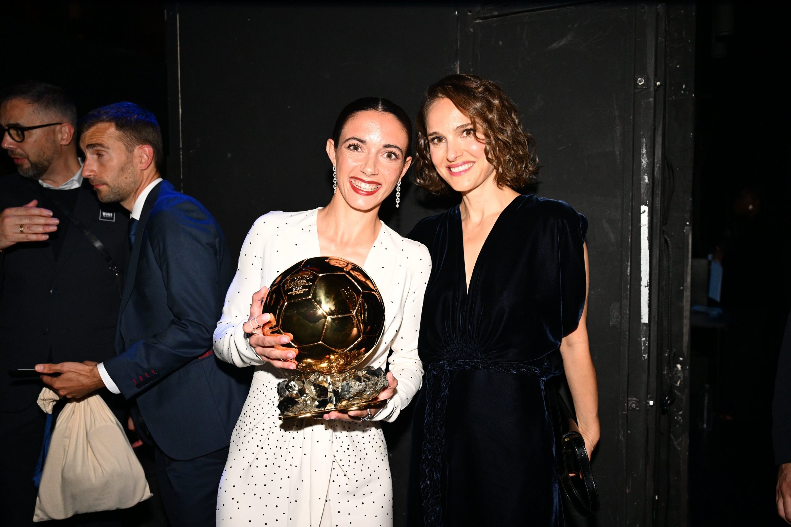Aitana Bonmatí hace historia y retiene el Balón de Oro por segundo año seguido