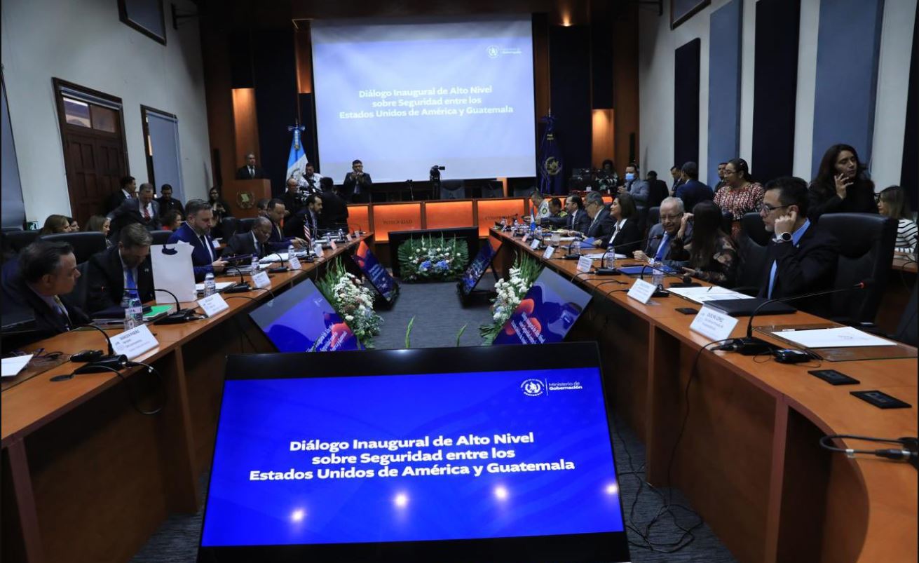 Guatemala y Estados Unidos reiteran compromiso con la seguridad y lucha contra la corrupción