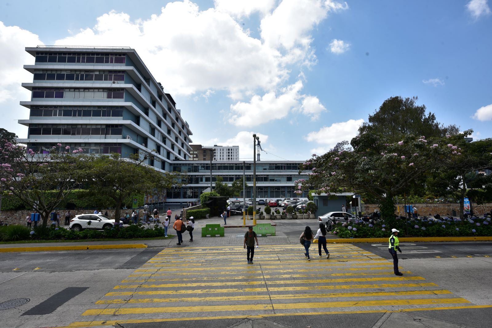 El Instituto Guatemalteco de Seguridad Social es uno de los legados de la Revolución de 1944.