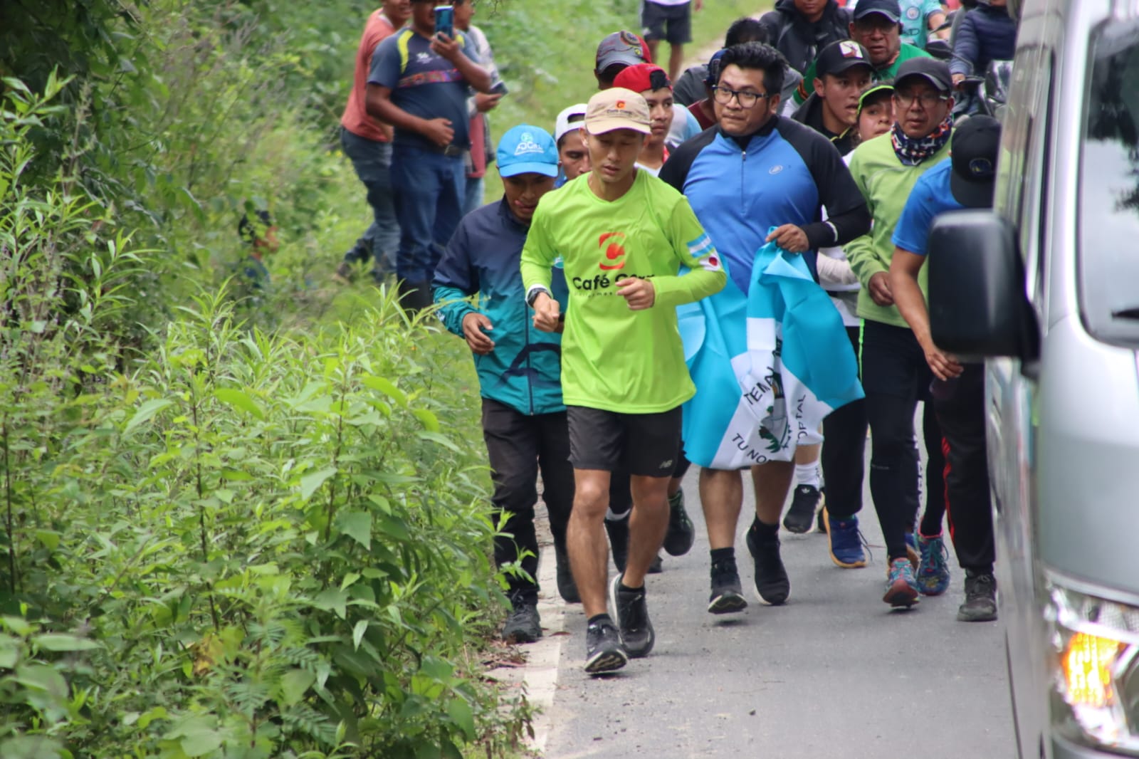 Shin Fujiyama corre por la educación en el territorio guatemalteco. /Foto: PNC.