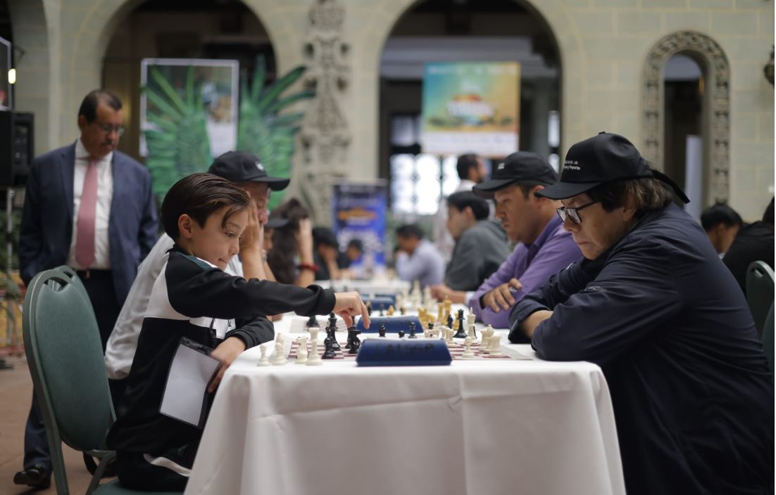 Inauguran torneo de ajedrez Revolución 1944-2024