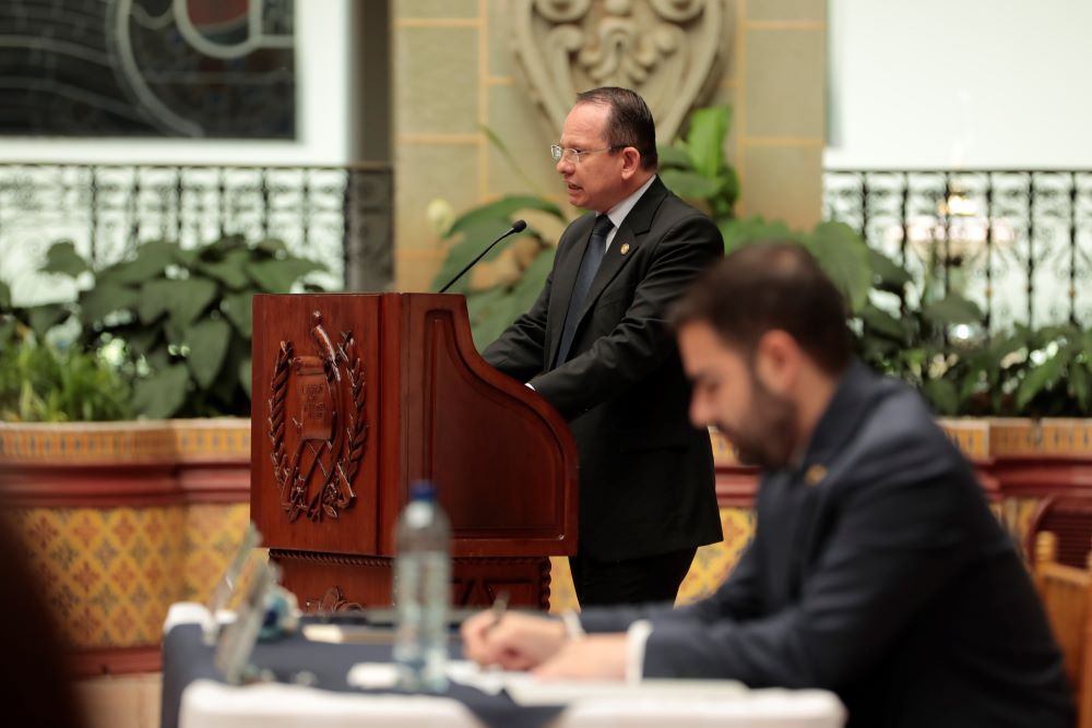 A través de sus redes oficiales, el Mides informó sobre la rescisión del contrato de un prestador de servicios profesionales. / Foto: Noé Pérez.