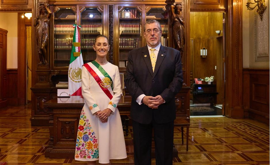 Presidente Bernardo Arévalo participó en ceremonia de transmisión de mando de Claudia Sheinbaum