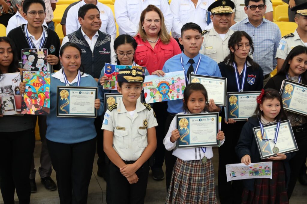Mingob continúa realizando programas de prevención de la violencia con niños, niñas y adolescentes