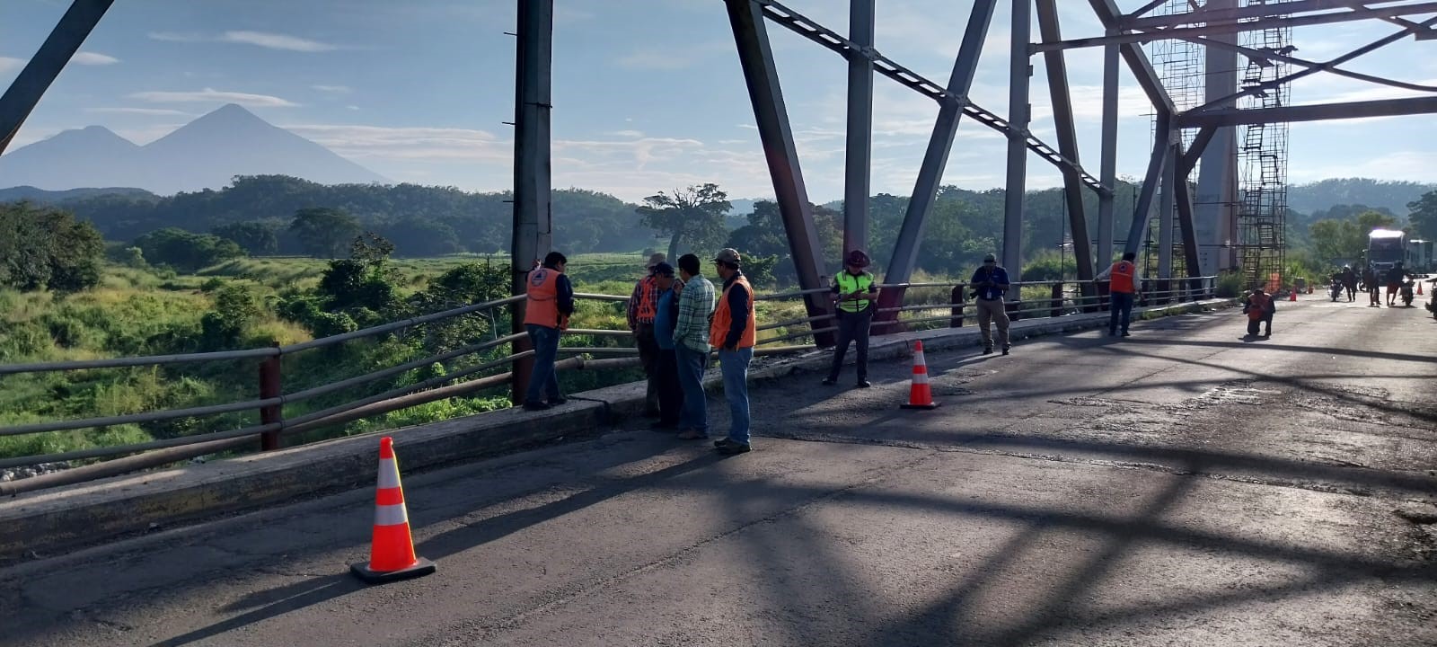 CIV espera inspección técnica que realiza personal de Caminos y Conred en el puente Nahualate