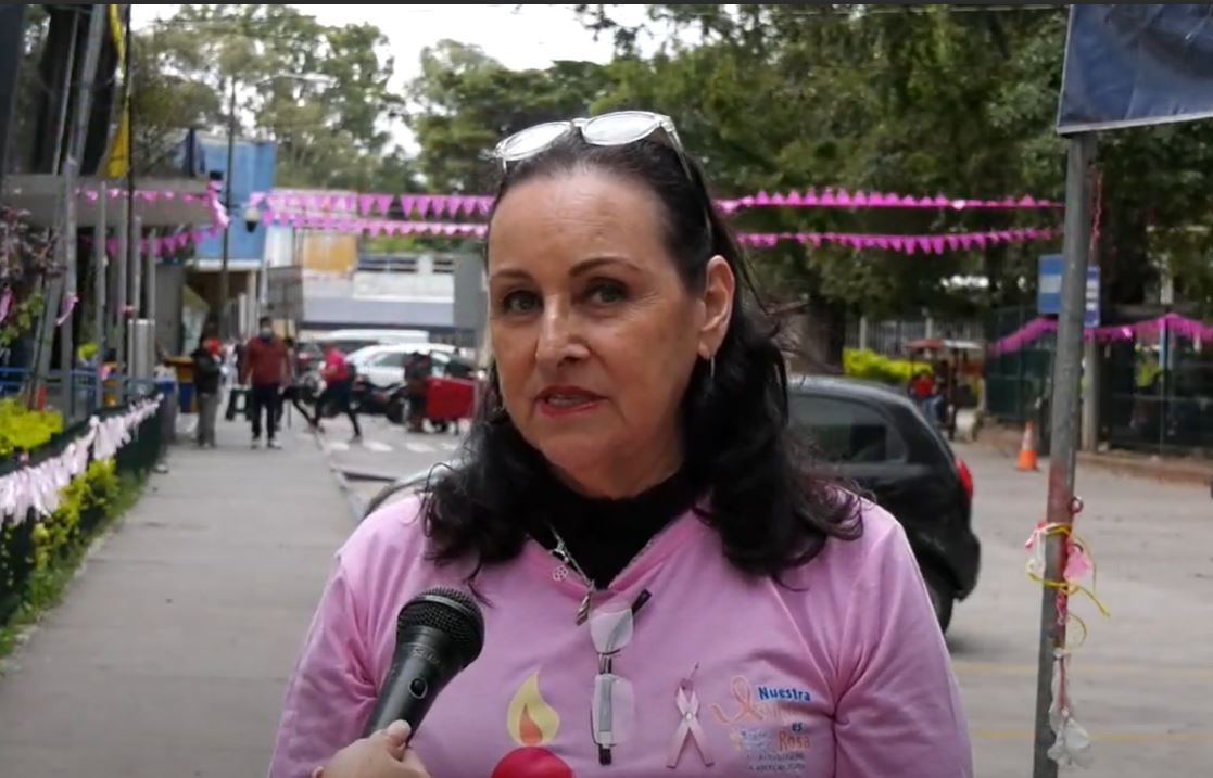 Sobreviviente de cáncer de mama