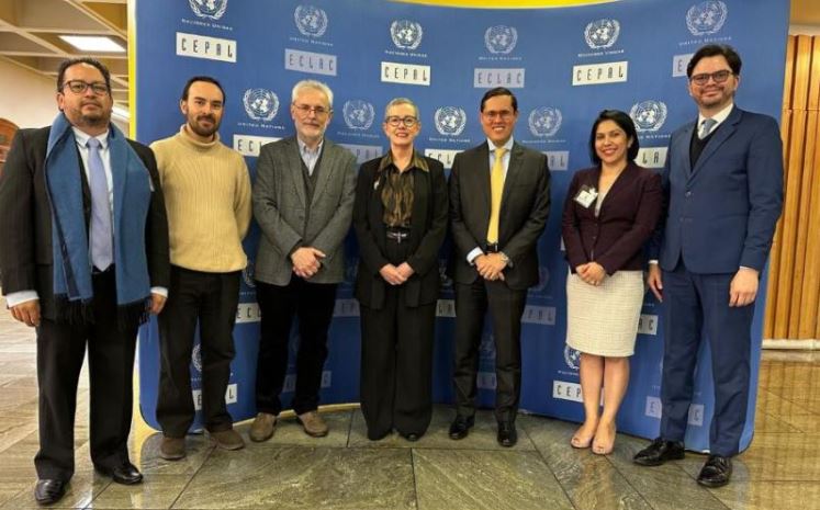 Viceministra de Desarrollo de la MIPYME de Guatemala visita CEPAL