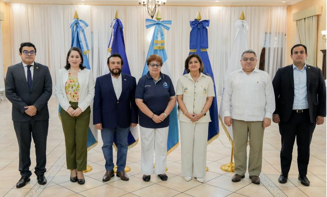 Vicepresidenta participa en la Primera Reunión Ordinaria de la Comisión Trinacional del Plan Trifinio. / Foto: Vicepresidencia de Guatemala.