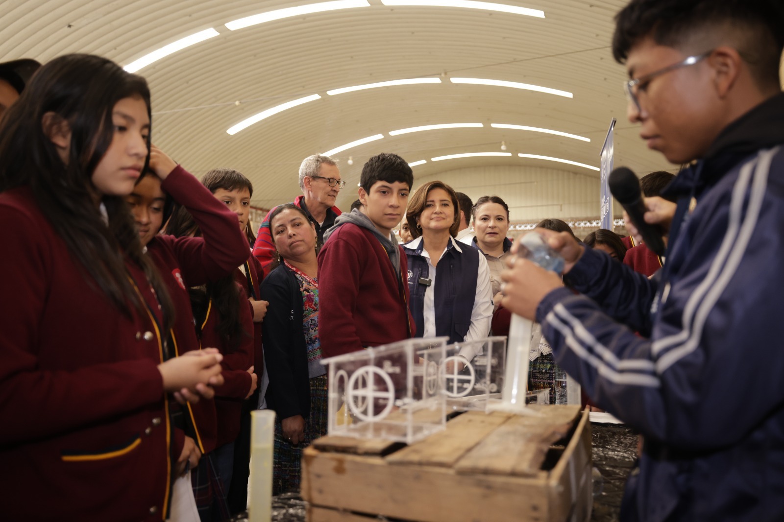La vicepresidenta Karin Herrera, participó en el lanzamiento de los clubes de ciencias en Uspantán, Quiché. /Foto: Dickéns Zamora.