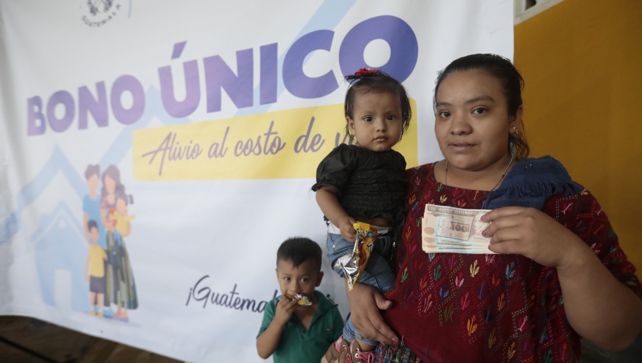 Bono Único se entregó a familias de Senahú, Alta Verapaz. /Foto: Daniel Ordoñez.