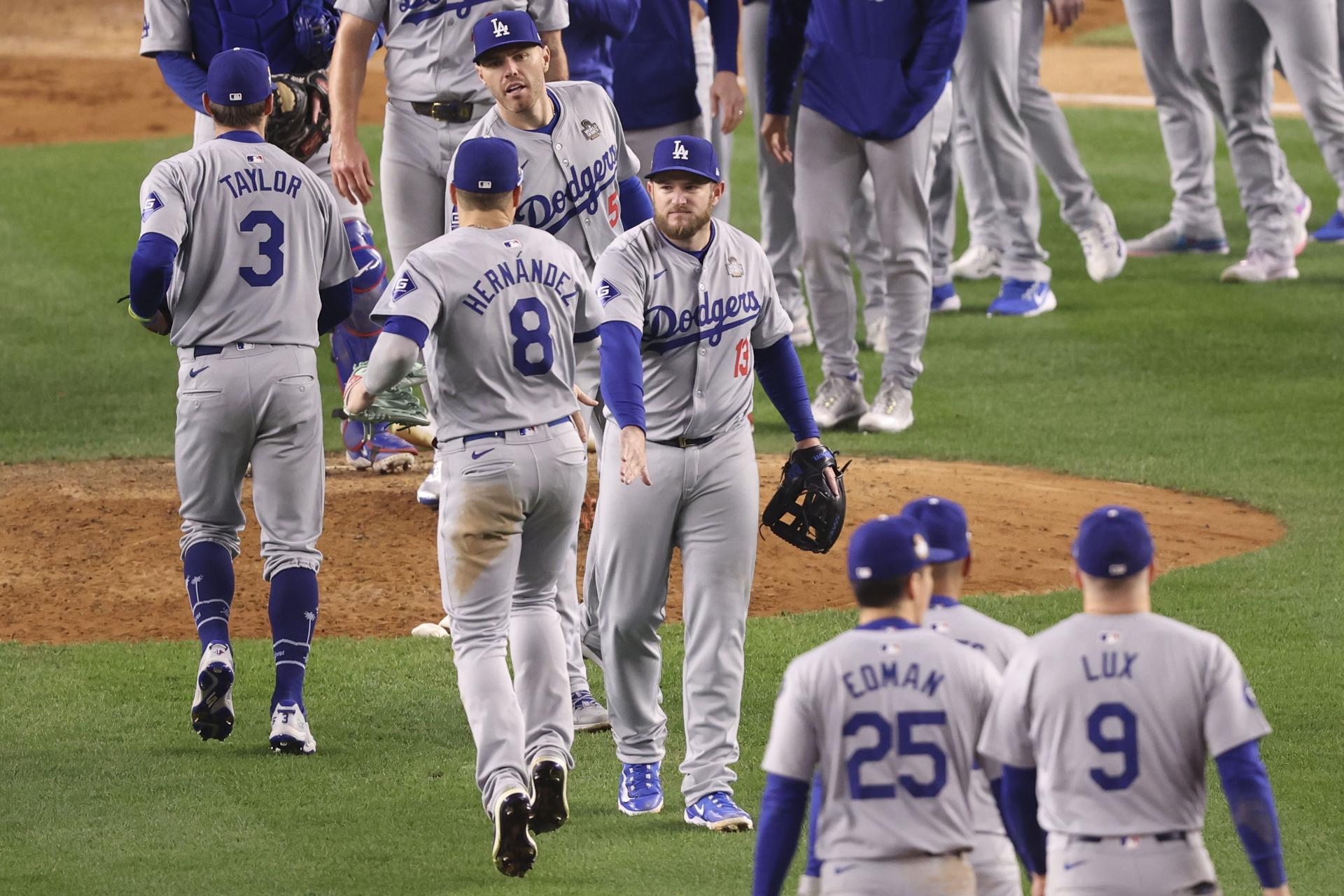 Los Dodgers se coronan campeones de la Serie Mundial tras remontar en el Yankee Stadium