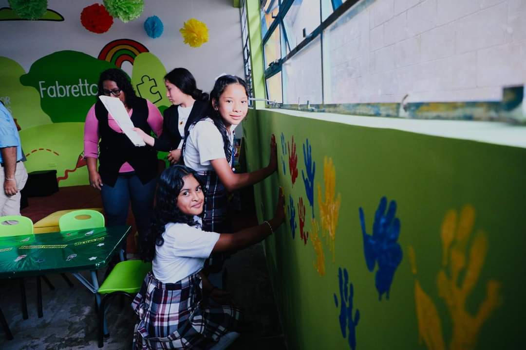 Hacia Entornos Seguros apoya de forma integral la educación de la niñez y adolescencia. / Foto: Cortesía Mineduc.