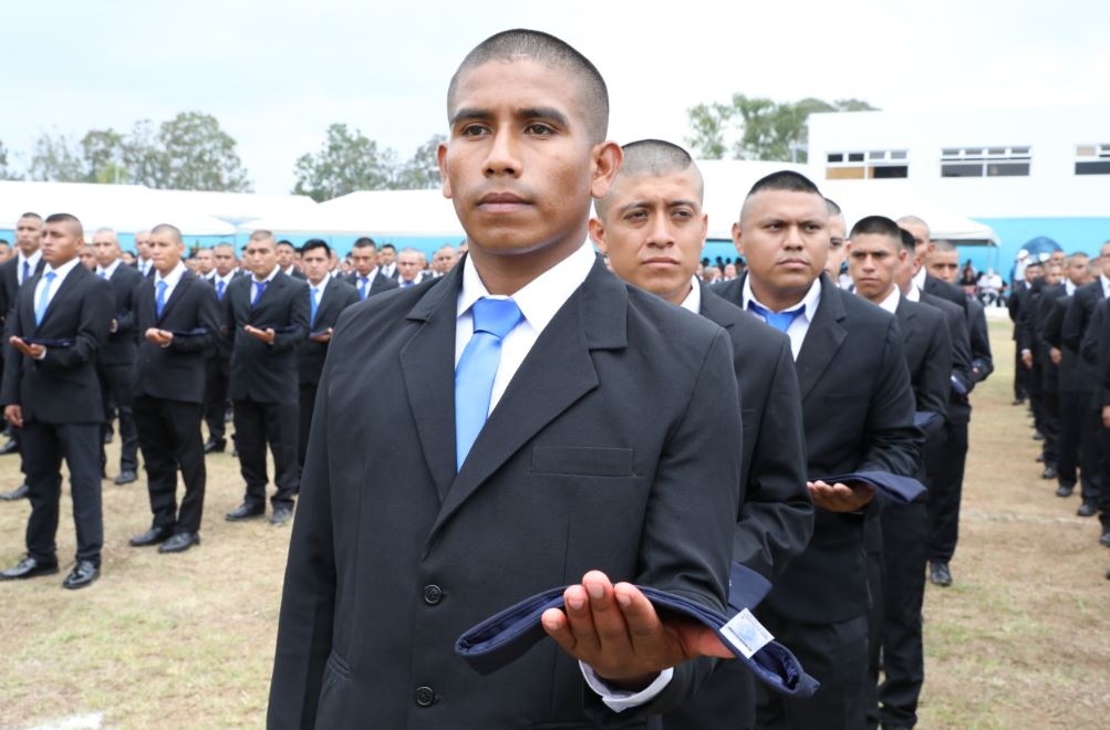 El reclutamiento para la PNC busca fortalecer las filas de la institución. / Foto: Mingob.