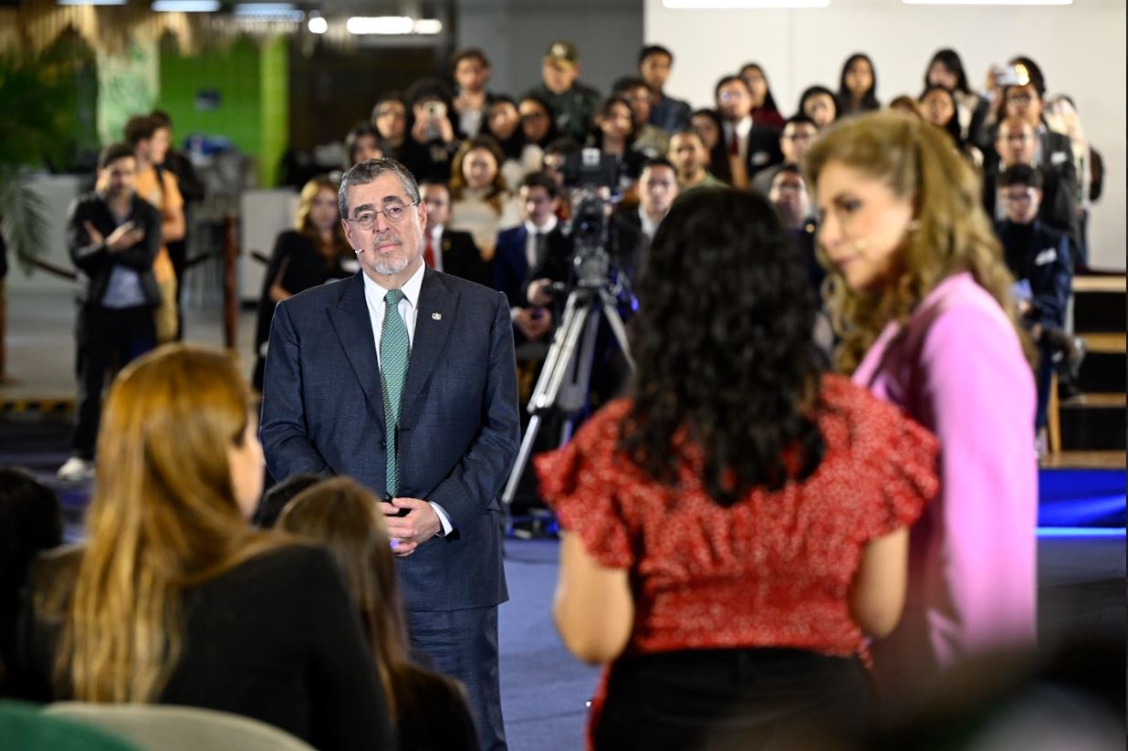 Presidente le apuesta al arte: “Un país sin cultura, no tiene vida”