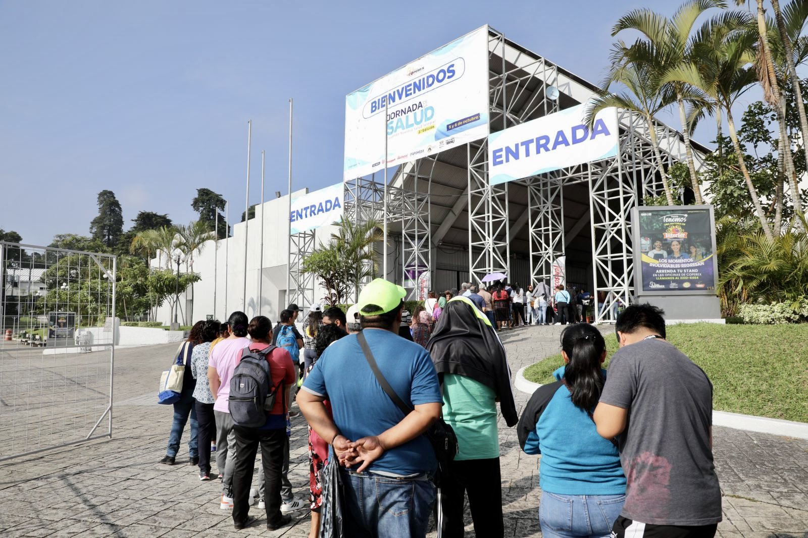 Decenas de guatemaltecos asistieron a la Segunda Jornada de la Salud. Foto/ Cortesía IGSS.