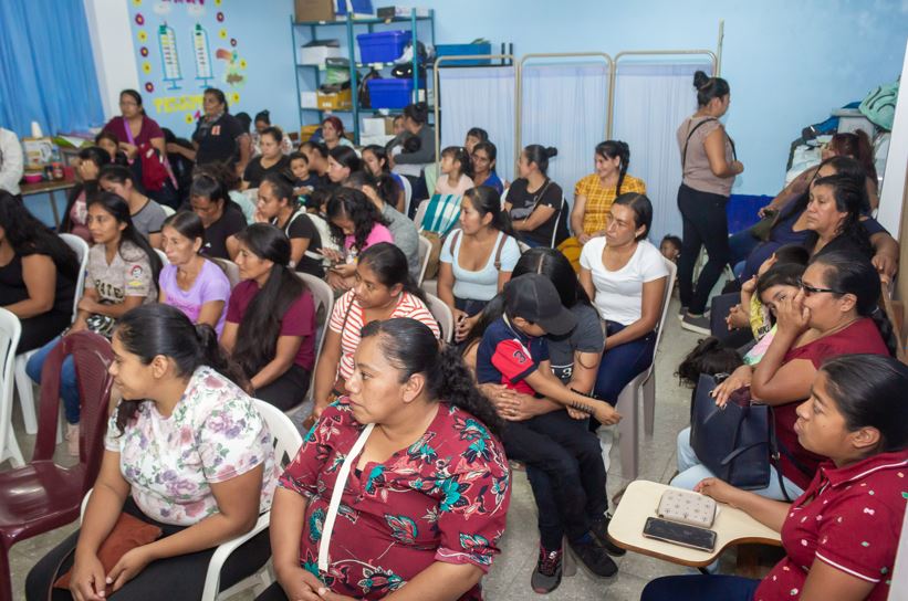 Exitosa jornada de salud preventiva en Mataquescuintla para detección temprana de cáncer