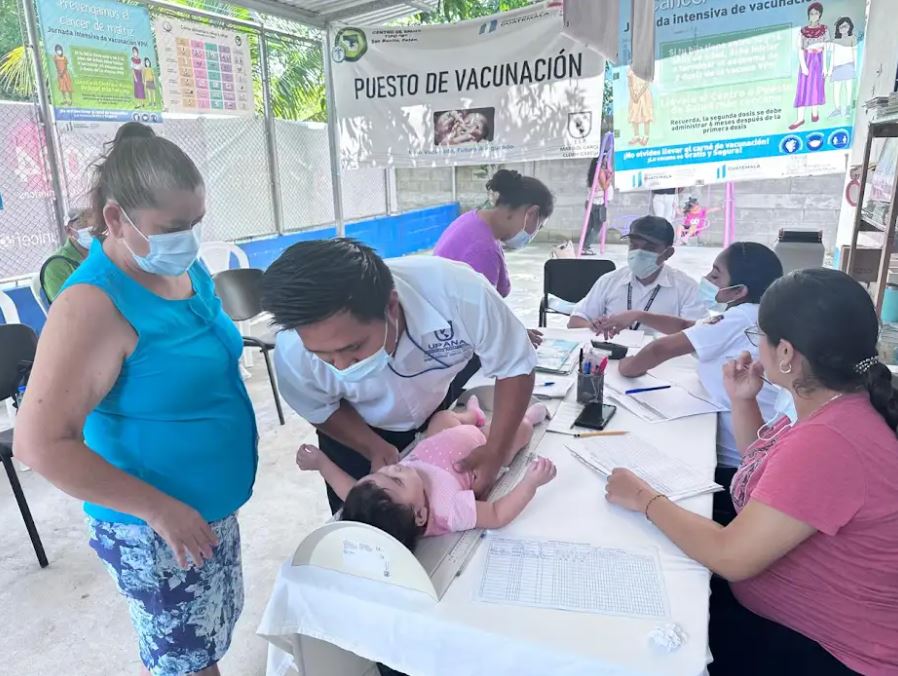 Compromiso para efectuar jornadas de vacunación contra la polio y sarampión en Petén