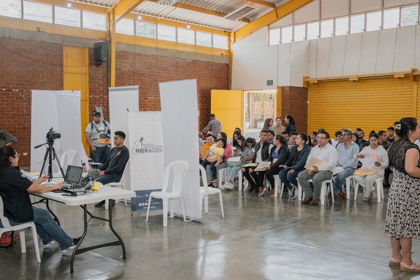 Más de 2 mil jalapanecos beneficiados durante en jornada móvil de pasaportes
