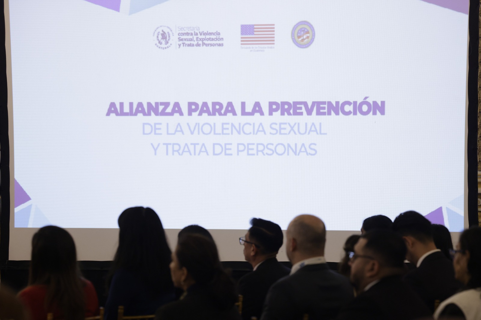 SVET establece alianza con EE. UU. para la prevención de violencia sexual y trata de personas