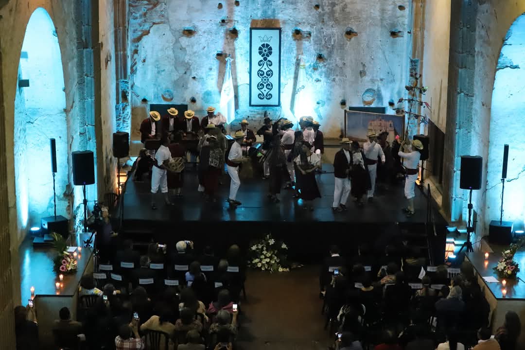 Ballet Moderno presenta "Imágenes Ixiles". / Foto: cortesía CNPAG
