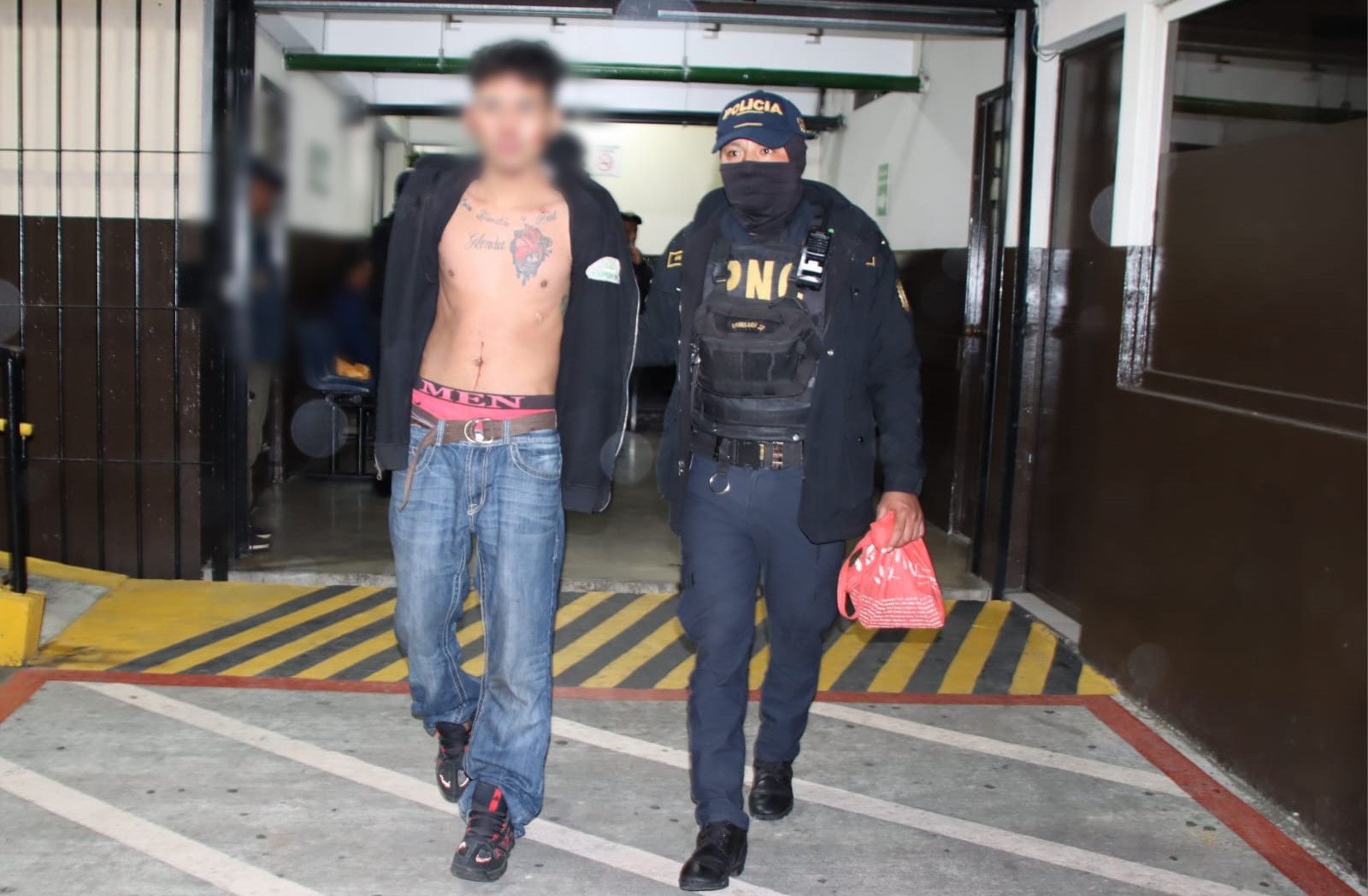 Capturan a dos presuntos responsables de ataque armado en Mixco