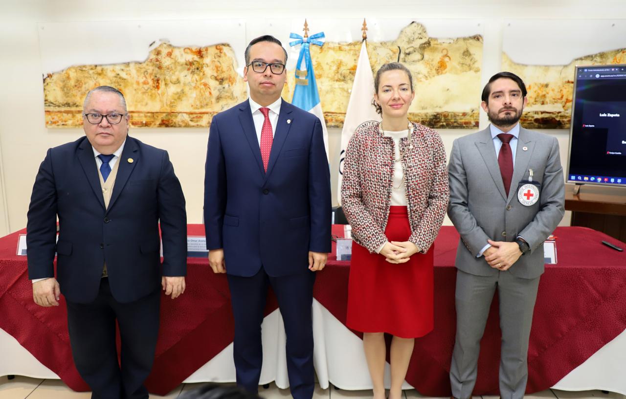 Academia de Diplomacia “Antonio José de Irisarri” promueve curso de Derecho Internacional Humanitario. / Foto: cortesía Minex