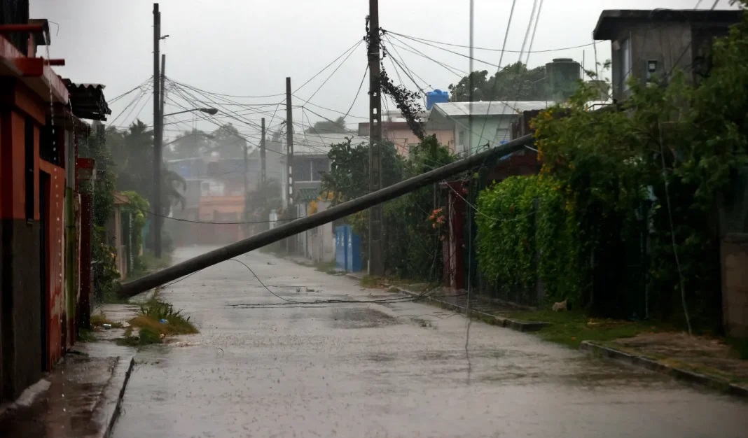 Cuba reconoce daños “muy fuertes” en casas e infraestructura por el paso de Rafael