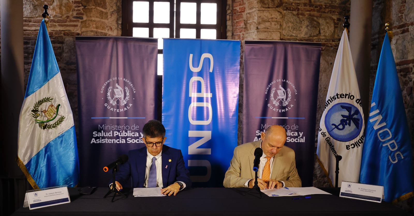 Ministerio de Salud Pública y Asistencia Social firma adhesión al Observatorio Regional de Medicamentos con la UNOPS. / Foto: MSPAS.