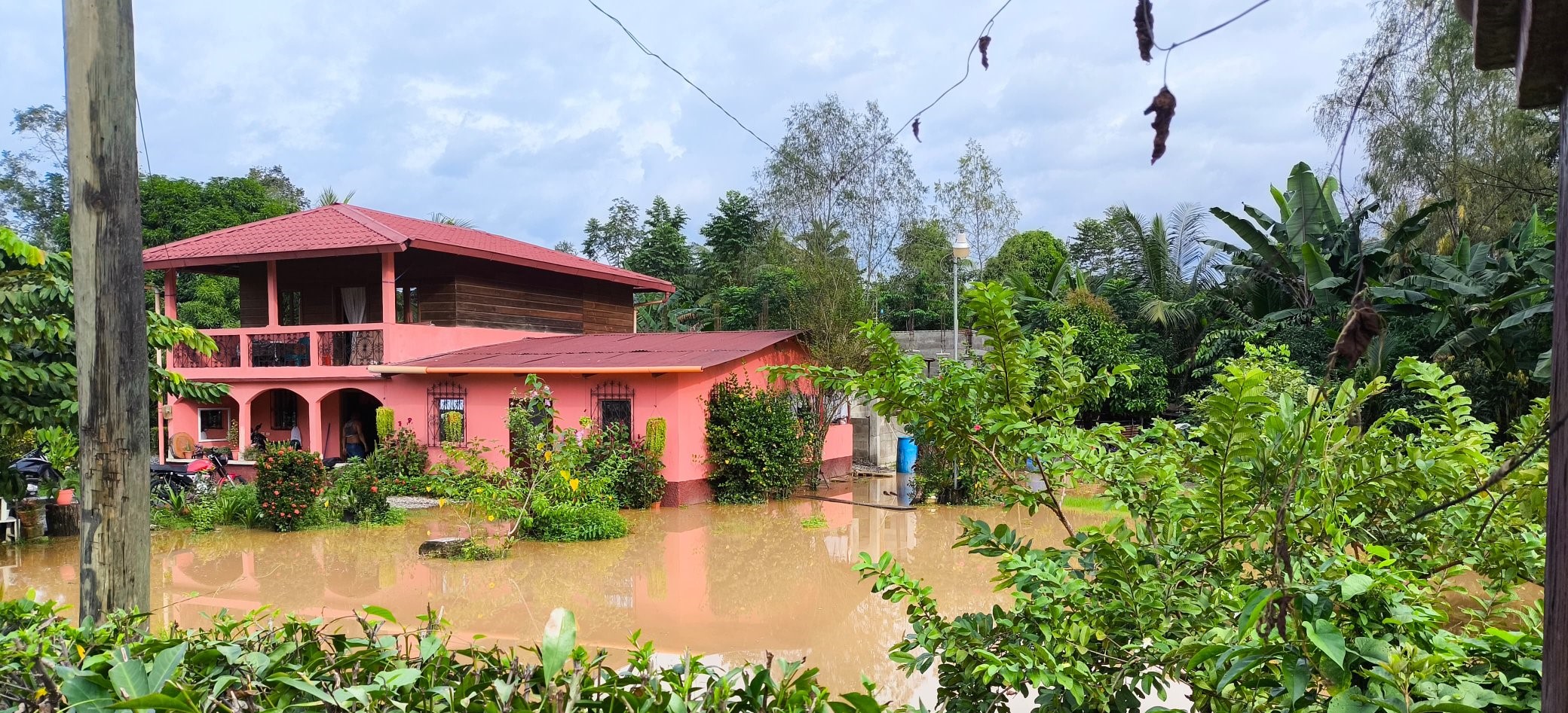 La Conred ha atendido 42 nuevas emergencias en las últimas horas y suman ya 2 mil 749 incidentes ocurridos durante la Época de lluvias 2024. / Foto; Conred.