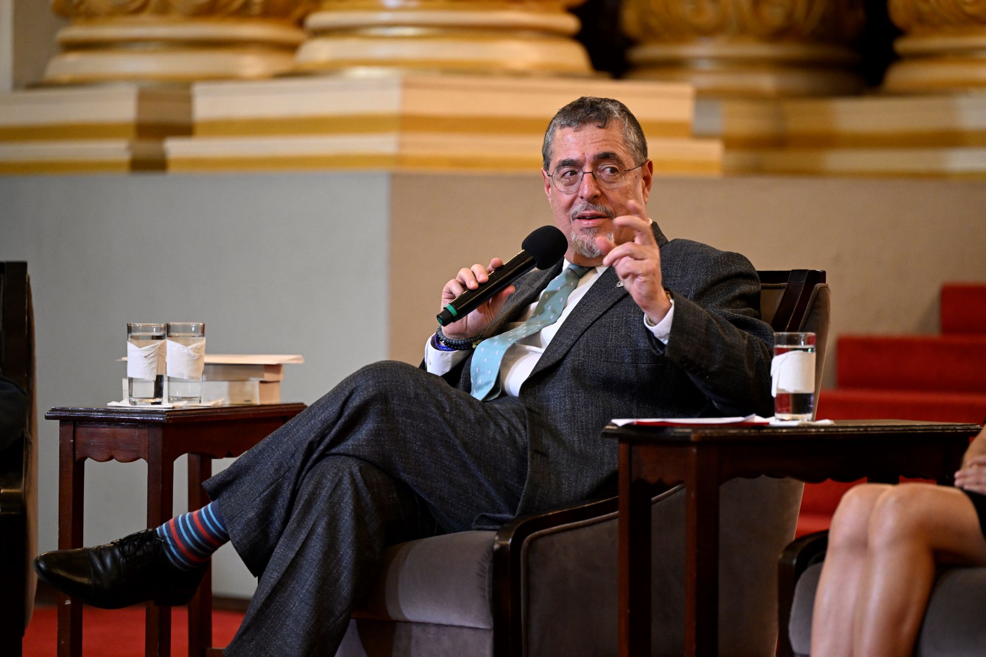 Presidente Arévalo afirma que la democracia “no está ganada” y enfrenta riesgos