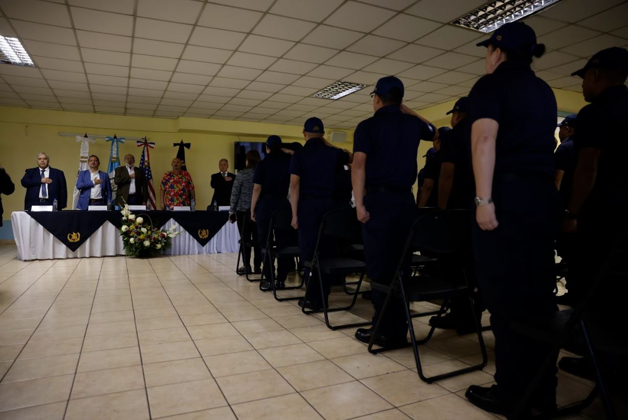 Promoción Fénix: nuevos vigilantes juveniles comprometidos con la reinserción social