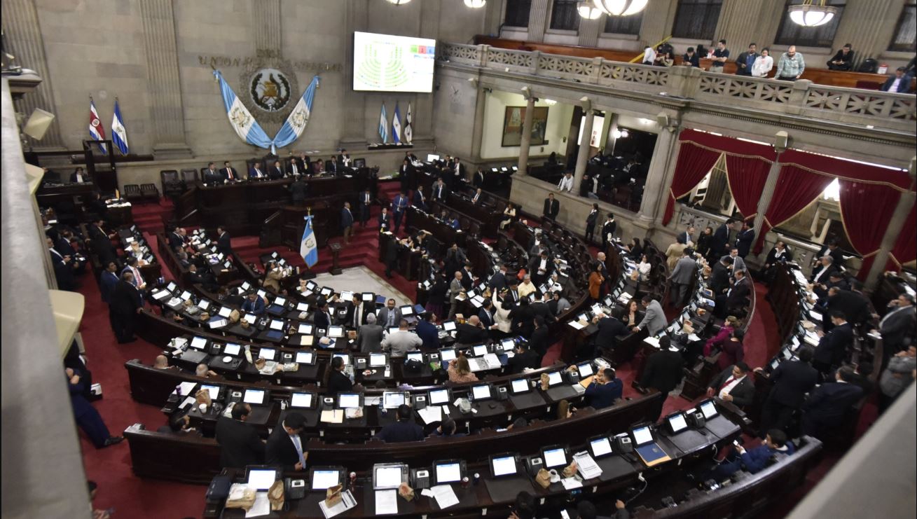 Presidente destaca aprobación de un presupuesto sólido y responsable