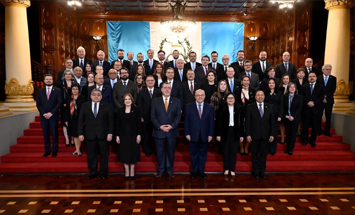 Presidente inauguró el Seminario de jefes de Misión de Guatemala