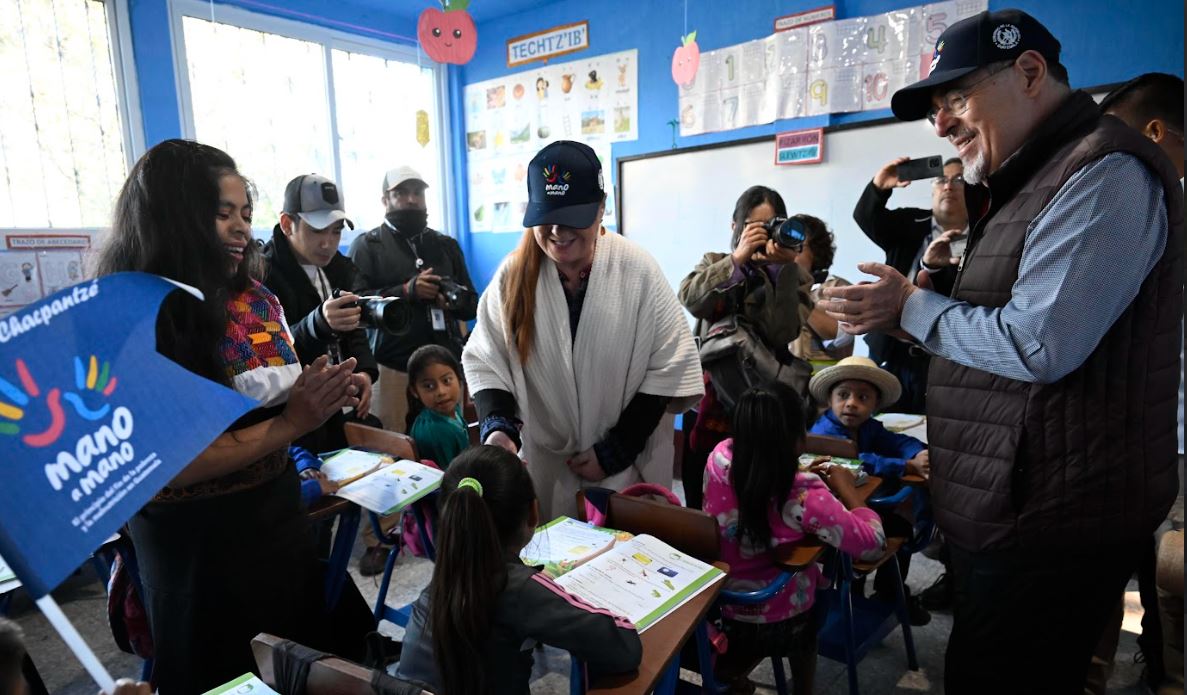 Presidente supervisa avances en la Escuela Oficial Rural Mixta del Caserío Chacpantzé, en Huehuetenango