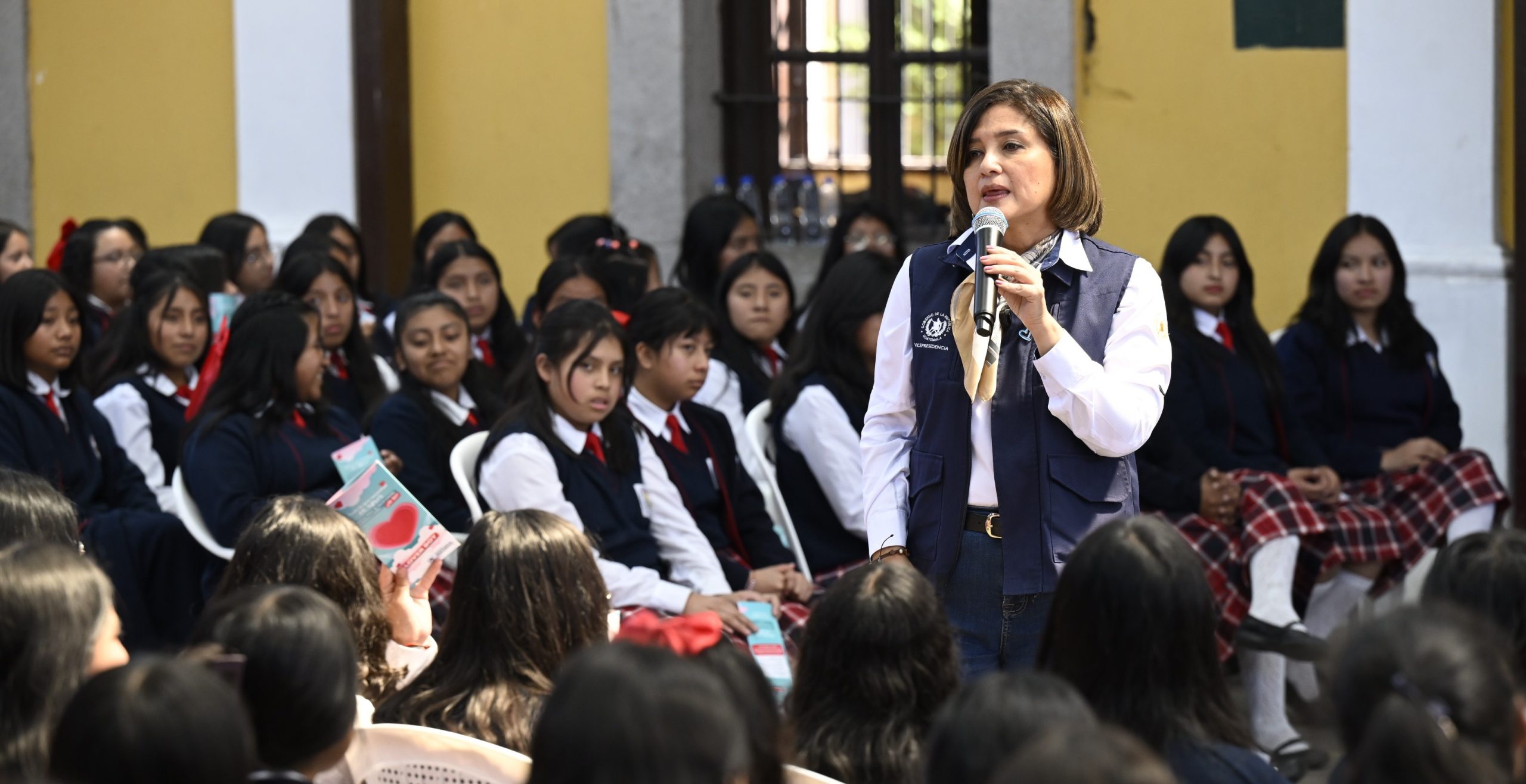 Vicepresidenta: “En la ciencia está el camino y el futuro para transformar sus vidas”