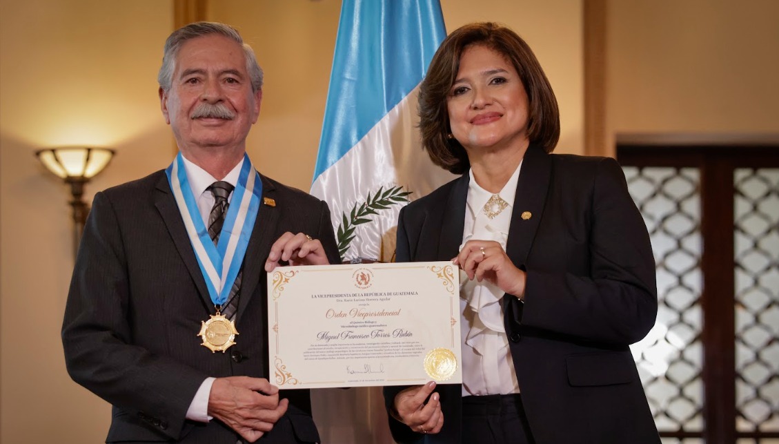 “Id y enseñad a todos”: Vicepresidenta destaca el legado del doctor Miguel Francisco Torres