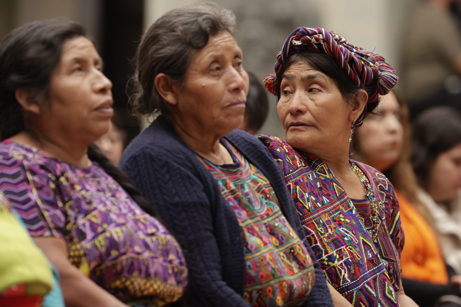 Gobierno reconoce a defensoras de derechos humanos en su día
