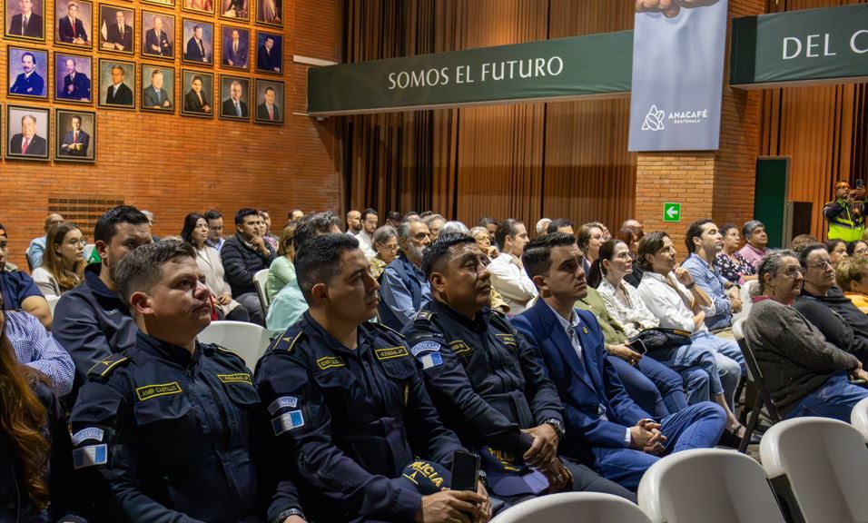 Acciones coordinadas para abordar el tema de carreras clandestinas que afectan la seguridad de los ciudadanos