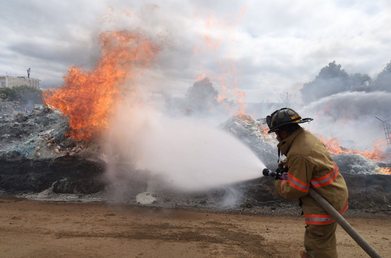 Por el momento, las causas que originaron el incendio están bajo investigación. / Foto: Bomberos Voluntarios