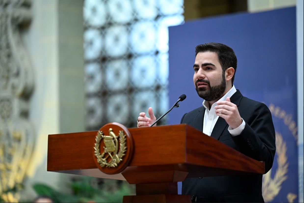 Secretario Palomo: No hay seguimiento a denuncias, pero sí criminalización desmedida
