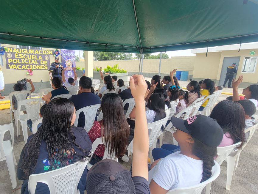 Escuela Policial de Vacaciones en Monjas, Jalapa, una iniciativa que fomenta valores en la niñez