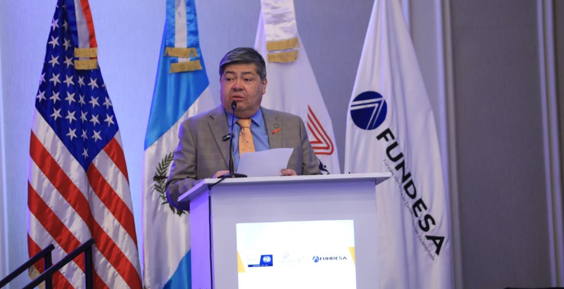 Ministro de Gobernación destaca avances y metas en seguridad vial