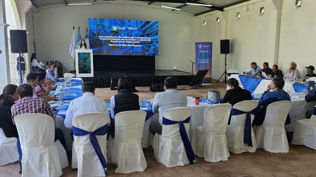 Pronacom presenta oportunidades de inversión con regímenes especiales para fortalecer la economía