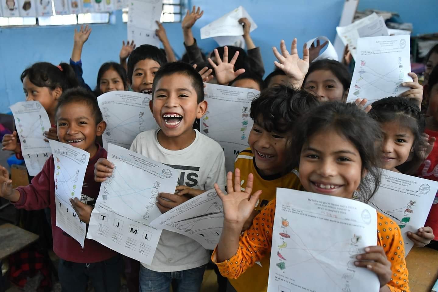 Transformando vidas en San Gaspar Ixchil, bajo el liderazgo del Presidente de la República